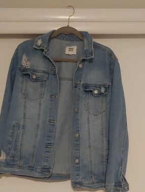 Light Wash Denim Shirt Jacket - Madden NYC